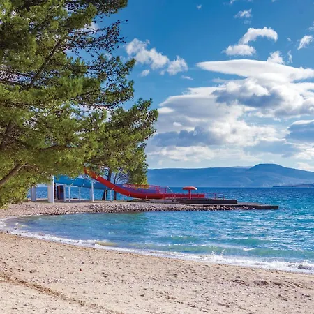 Beautiful Apartment In Crikvenica With Wifi * Crikvenica