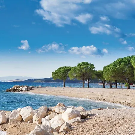 Apartment Beautiful Apartment In Crikvenica With Wifi