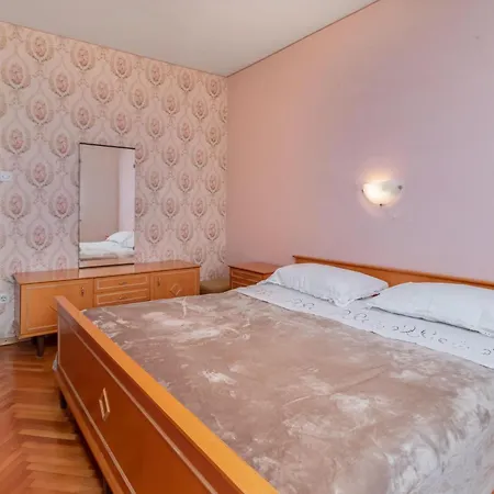 Beautiful In Lägenhet Crikvenica