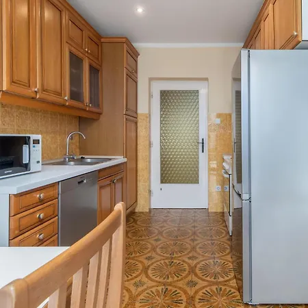 Apartment Beautiful Apartment In Crikvenica With Wifi